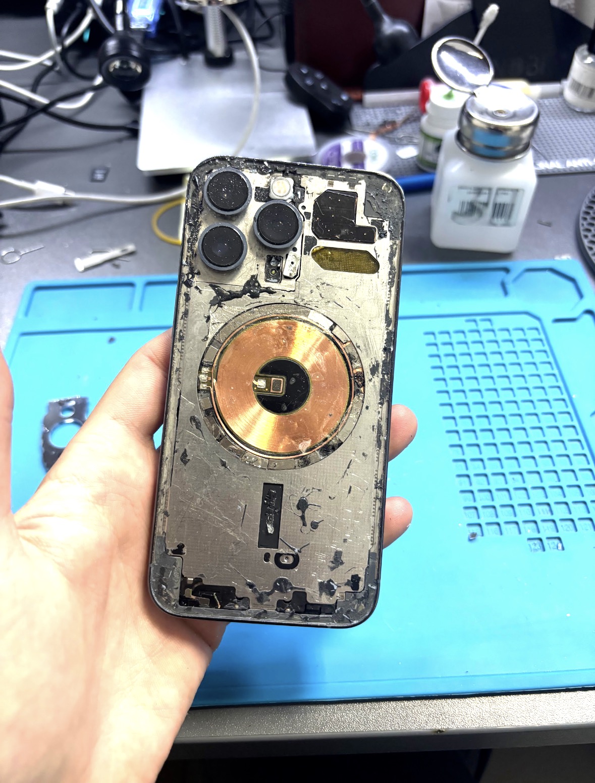 Iphone 13 pro до ремонту: Заміна заднього скла